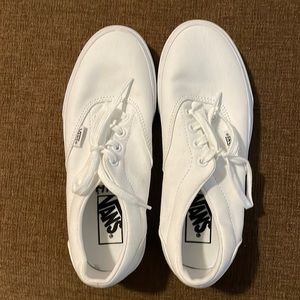 VANS Women’s White Size US7